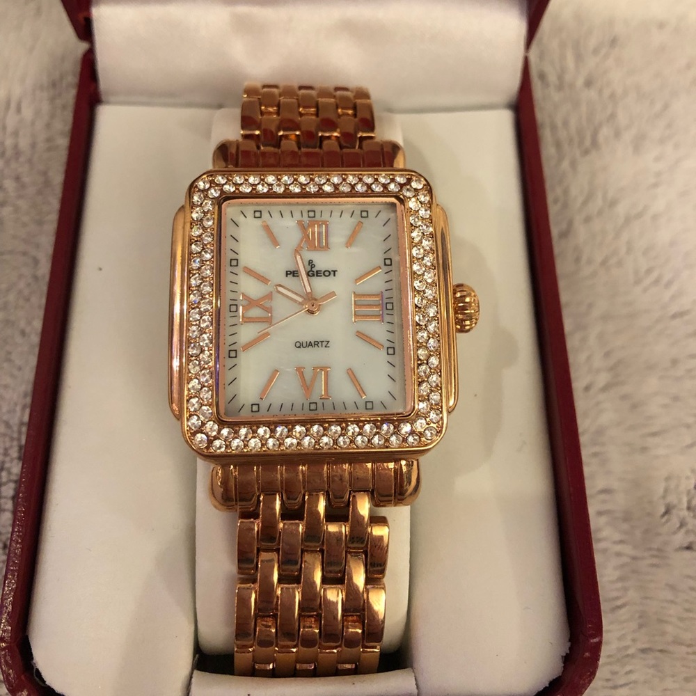 NWT ROSE GOLD WATCH
